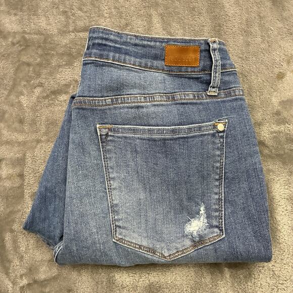 Judy Blue Skinny Fit Women’s 16W Blue Distressed Jeans Denim Medium Wash Pants - Picture 9 of 10